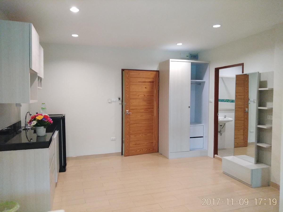 Abani Jomtien Inn Ngoại thất bức ảnh