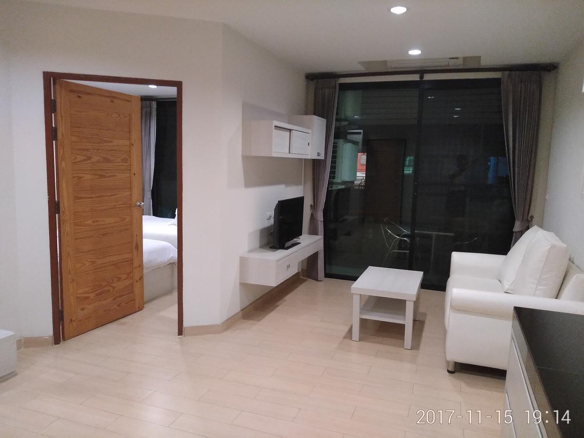 Abani Jomtien Inn Ngoại thất bức ảnh